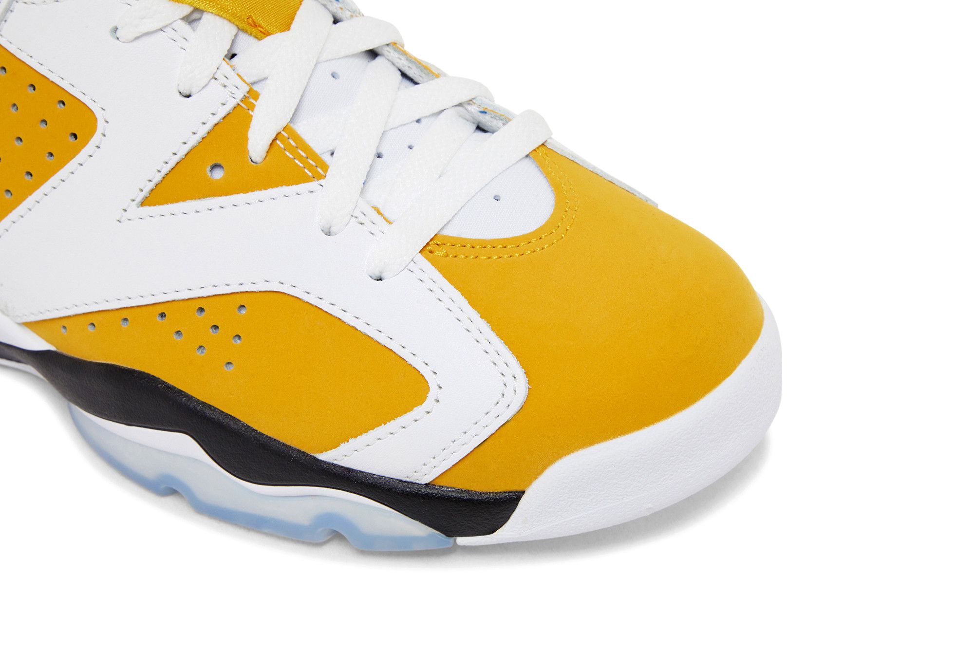 Jordan 6 Retro Yellow Ochre Trainers - CT8529-170 - White/Yellow Ochre