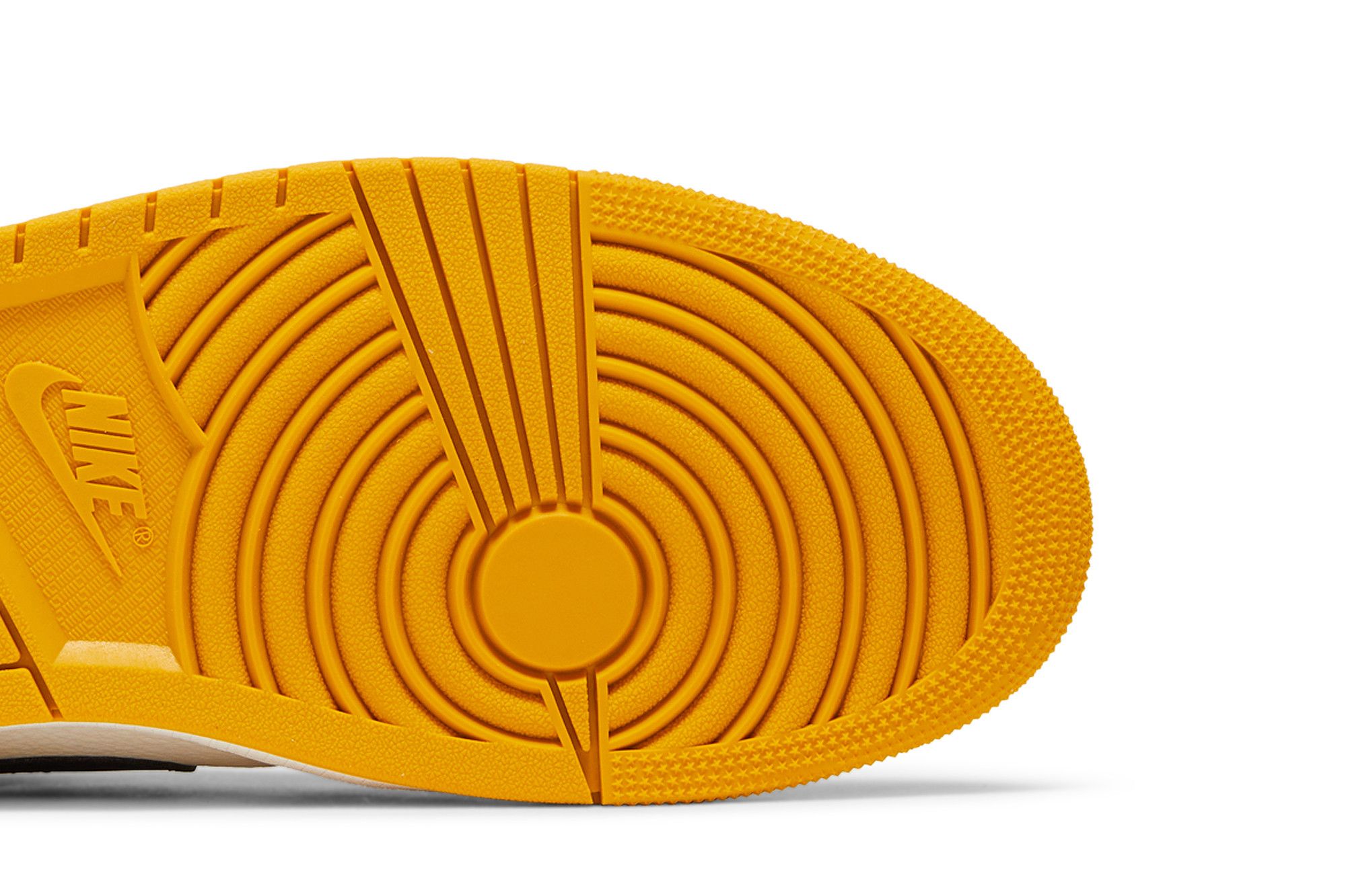 Jordan 1 Retro High OG Yellow Ochre DZ5485-701 Sneakers