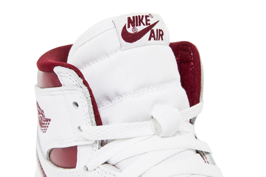Air Jordan 1 Retro High '85 OG 'Metallic Burgundy' BQ4422-161