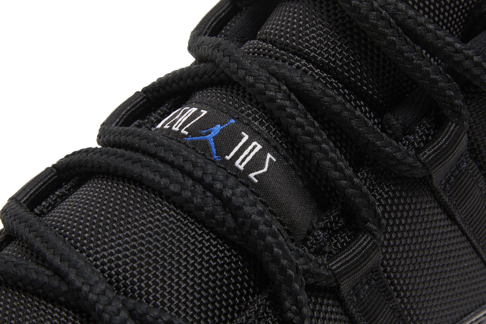 Air Jordan 11 Retro Low Space Jam FV5104-004