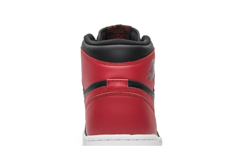 Air Jordan 1 Retro High OG "Bred" (2013) - 555088-023 - Nike Air Tongue