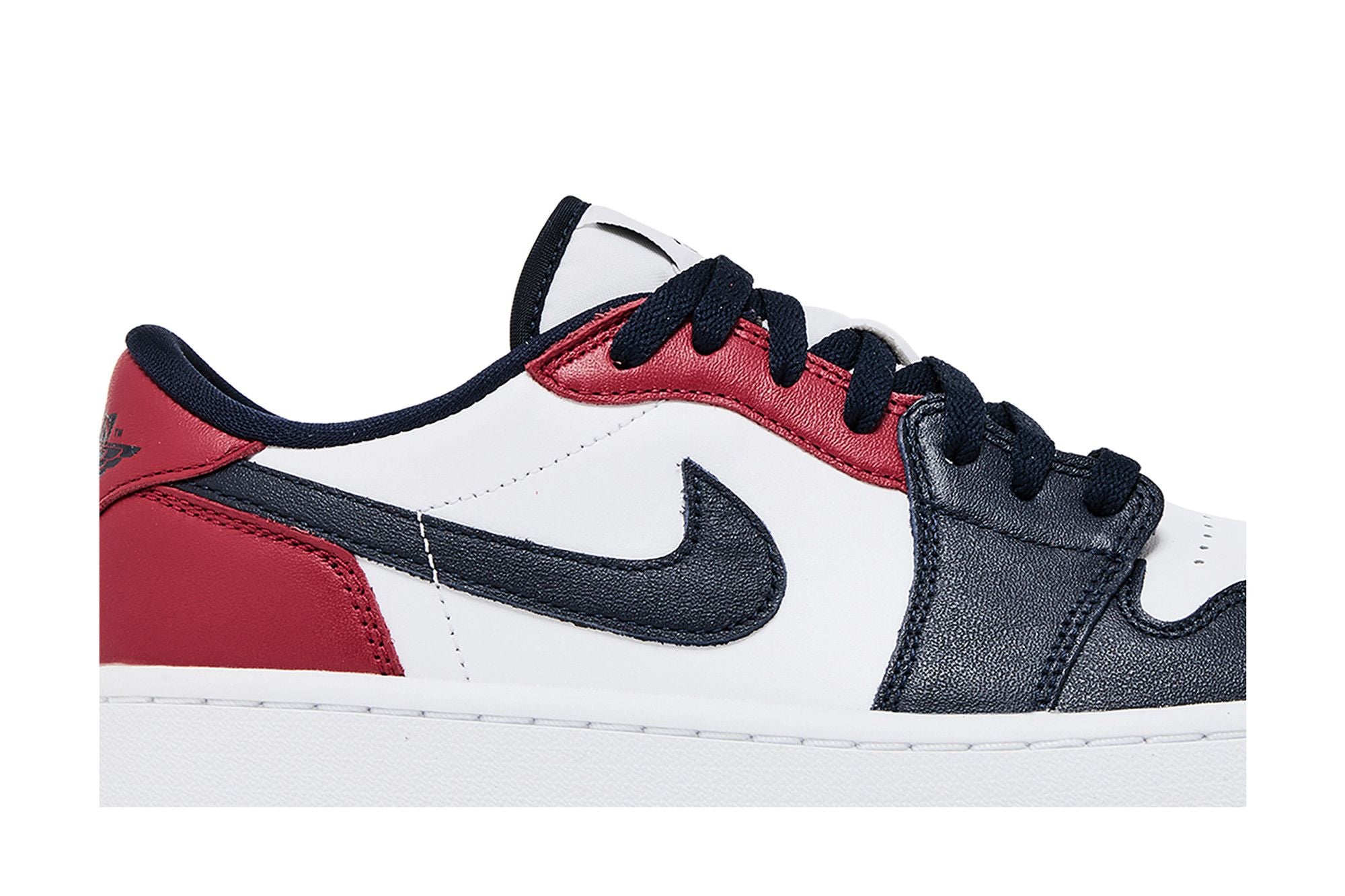 Jordan 1 Retro Low Golf Shoes - White/Obsidian/Varsity Red - DD9315-113