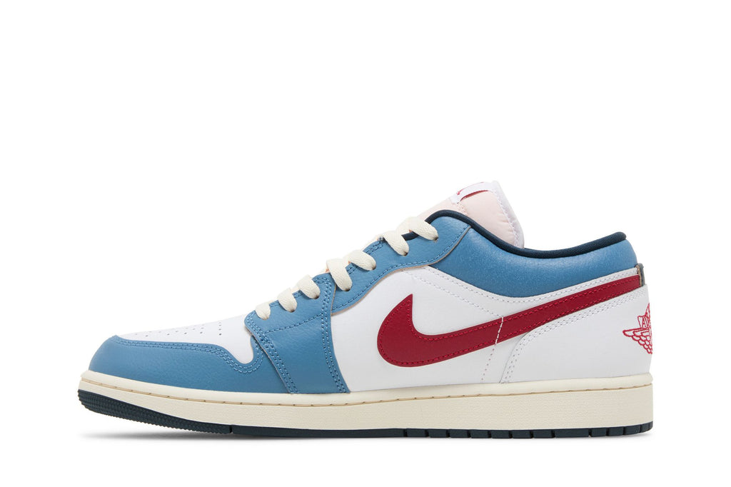 Jordan 1 Low SE Armory Navy HM3711-144 White/Navy Blue Sneakers