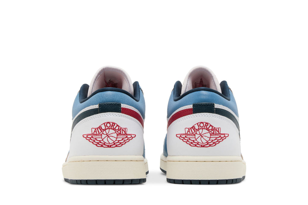 Jordan 1 Low SE Armory Navy HM3711-144 White/Navy Blue Sneakers