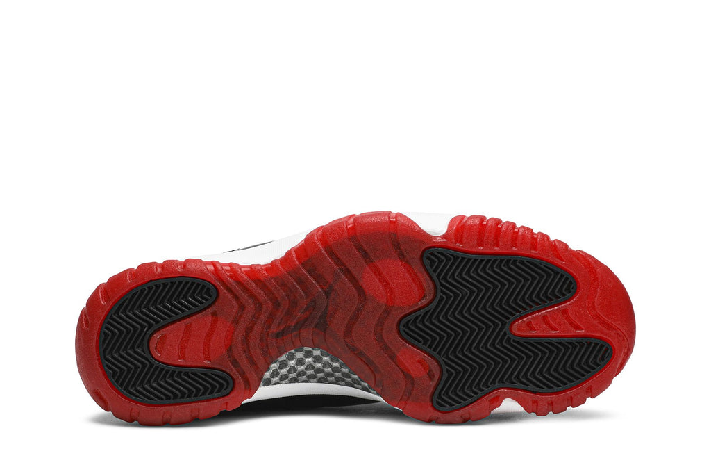 Jordan 11 Retro Playoffs (2001) - 136046-061 - Black/Red-White - Men's