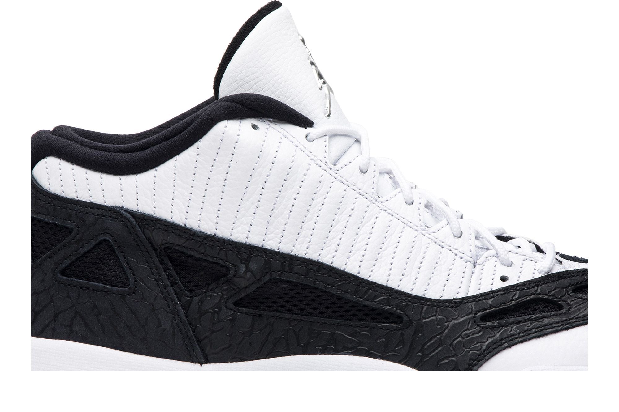 Jordan 11 Retro Low IE White/Black 2011