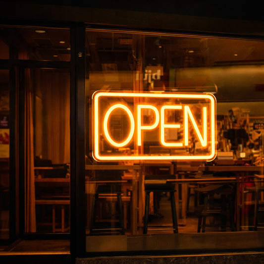 OPEN Neon Sign – Classic Warm Amber LED Window Light