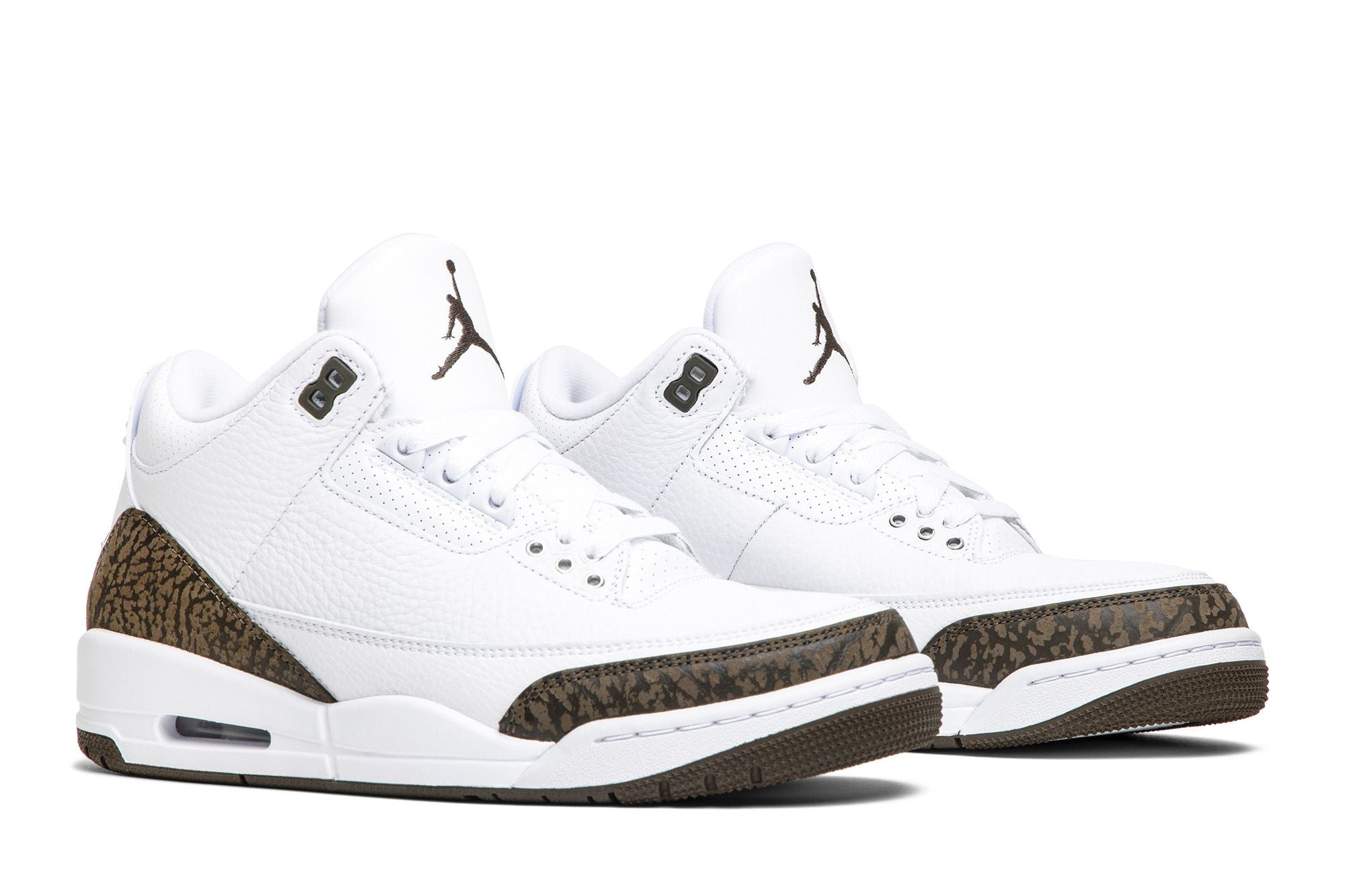 Air Jordan 3 Retro Mocha (2018 edition) 136064-122