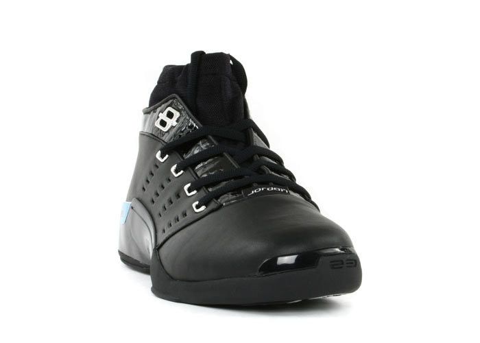 Jordan 17 OG Low Black Chrome Sneakers - 303891-004