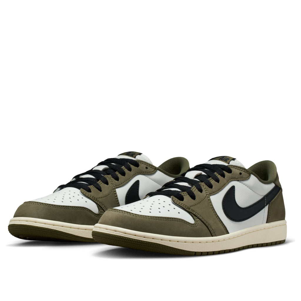 Air Jordan 1 Low OG 'Medium Olive'