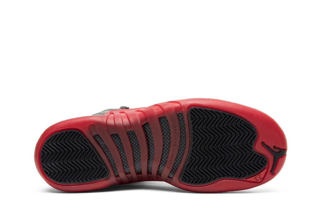Air Jordan 12 Retro BG Flu Game (2016 edition) (Grade-School-Boy) 153265-002