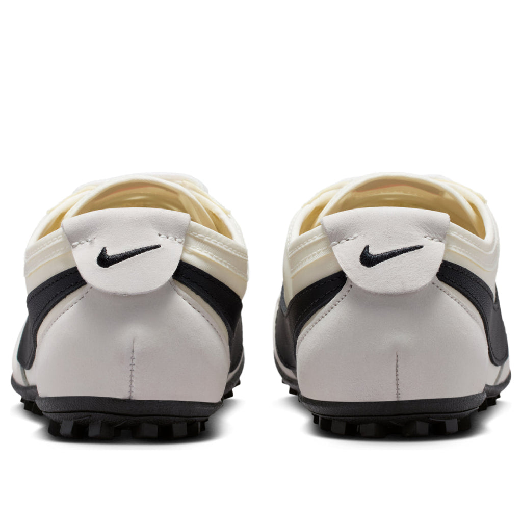 Nike Moon Shoe Soft Pearl II0407-001