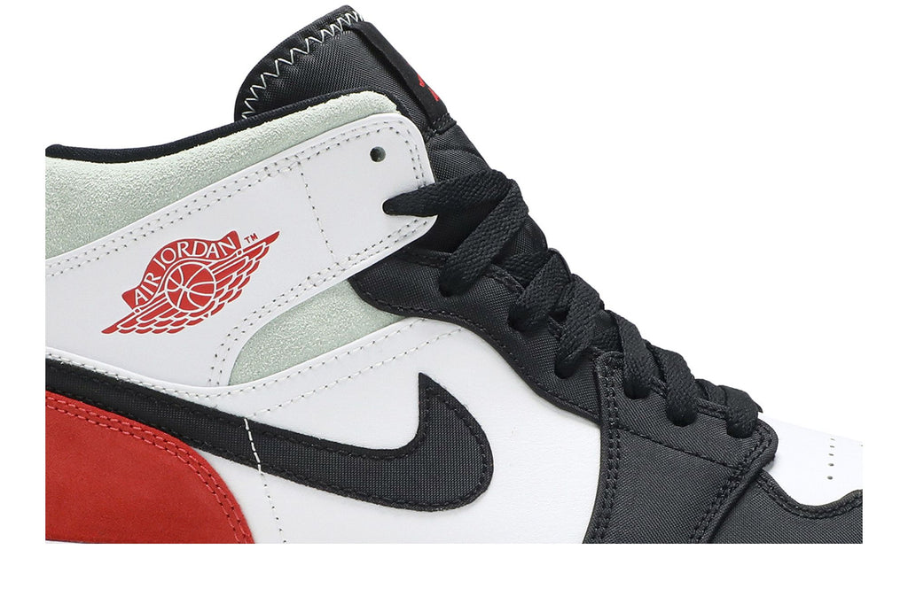 Air Jordan 1 Mid SE Red Black Toe (852542-100)