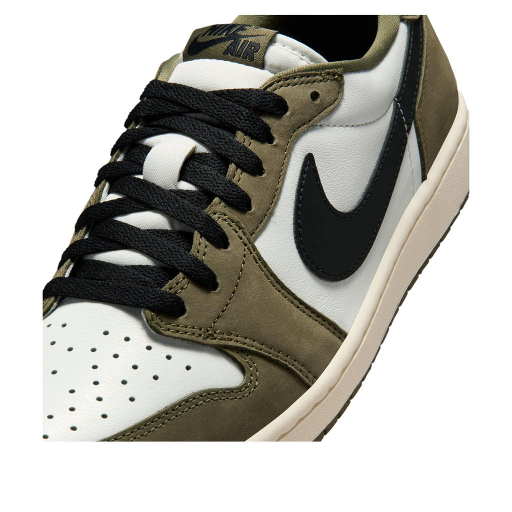 Air Jordan 1 Low OG 'Medium Olive'