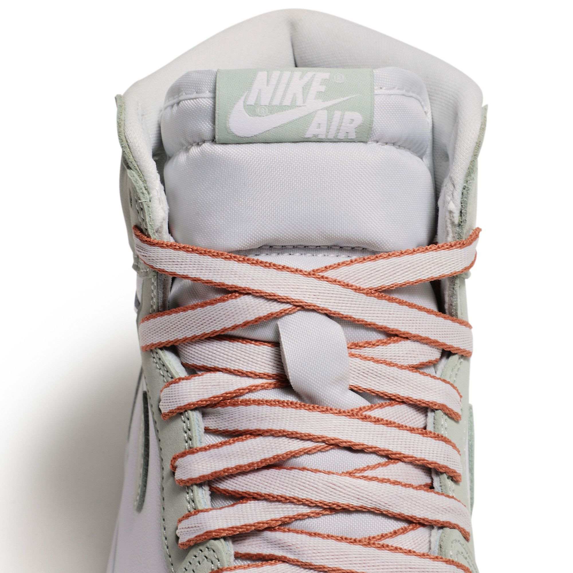 Air Jordan 1 Retro High OG Seafoam (Women Exclusive) CD0461-002