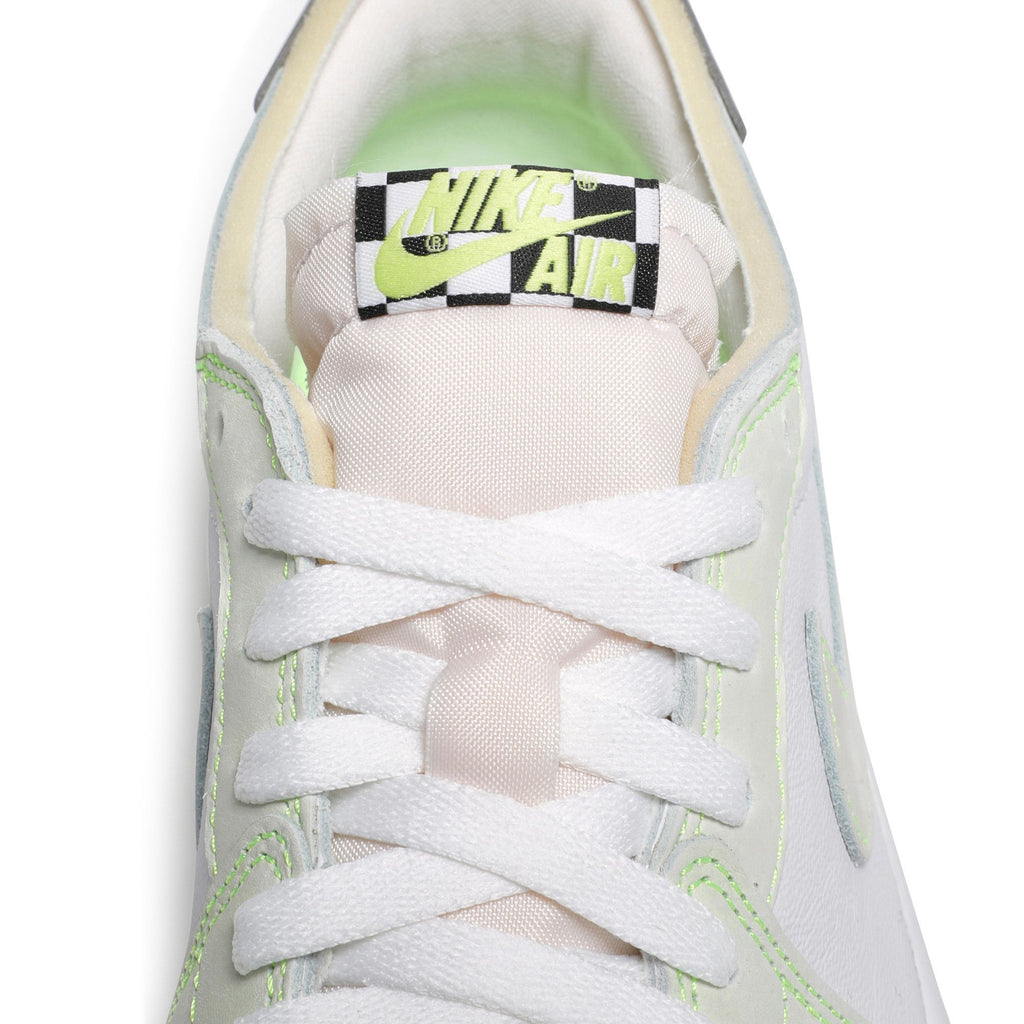 Air Jordan 1 Low OG Ghost Green DM7837-103