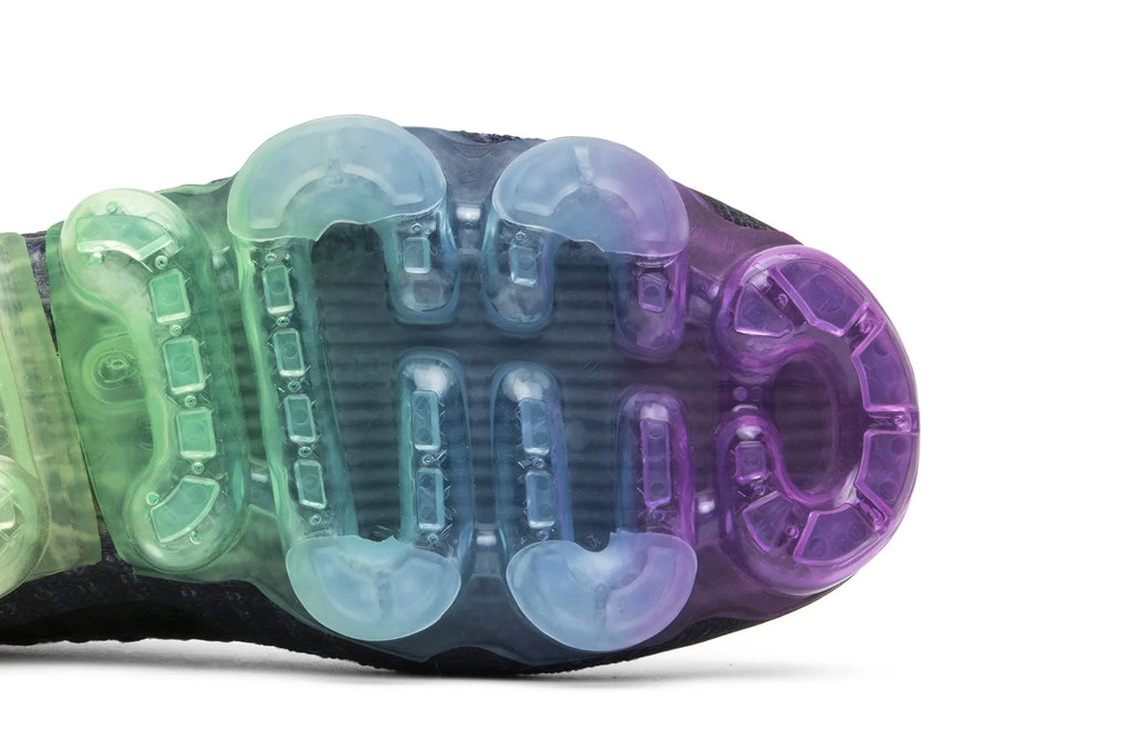 NikeLab Wmns Air VaporMax 'Be True' 883274-400