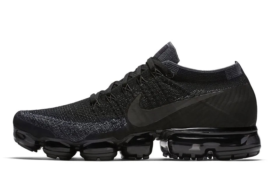 NikeLab Wmns Air VaporMax 'Triple Black' 899472-003