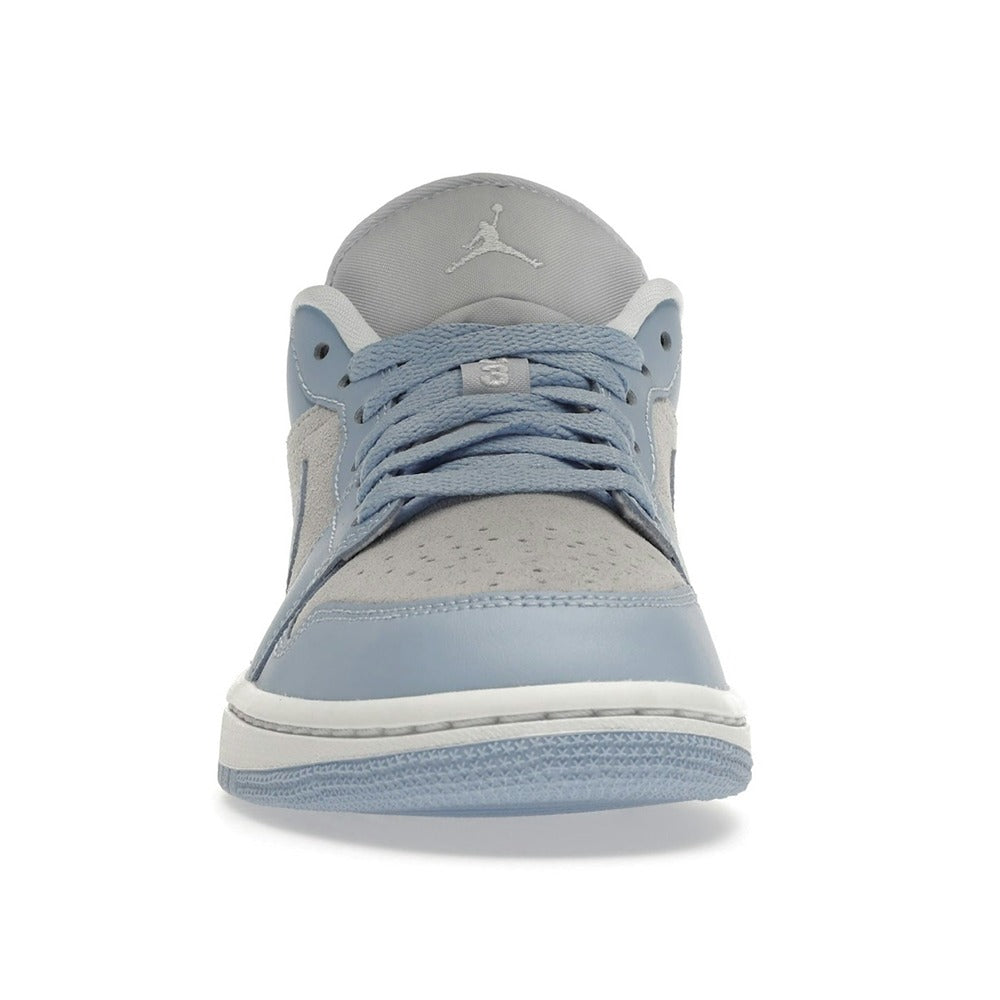 Air Jordan 1 Low Aluminum (Women Exclusive) DC0774-050