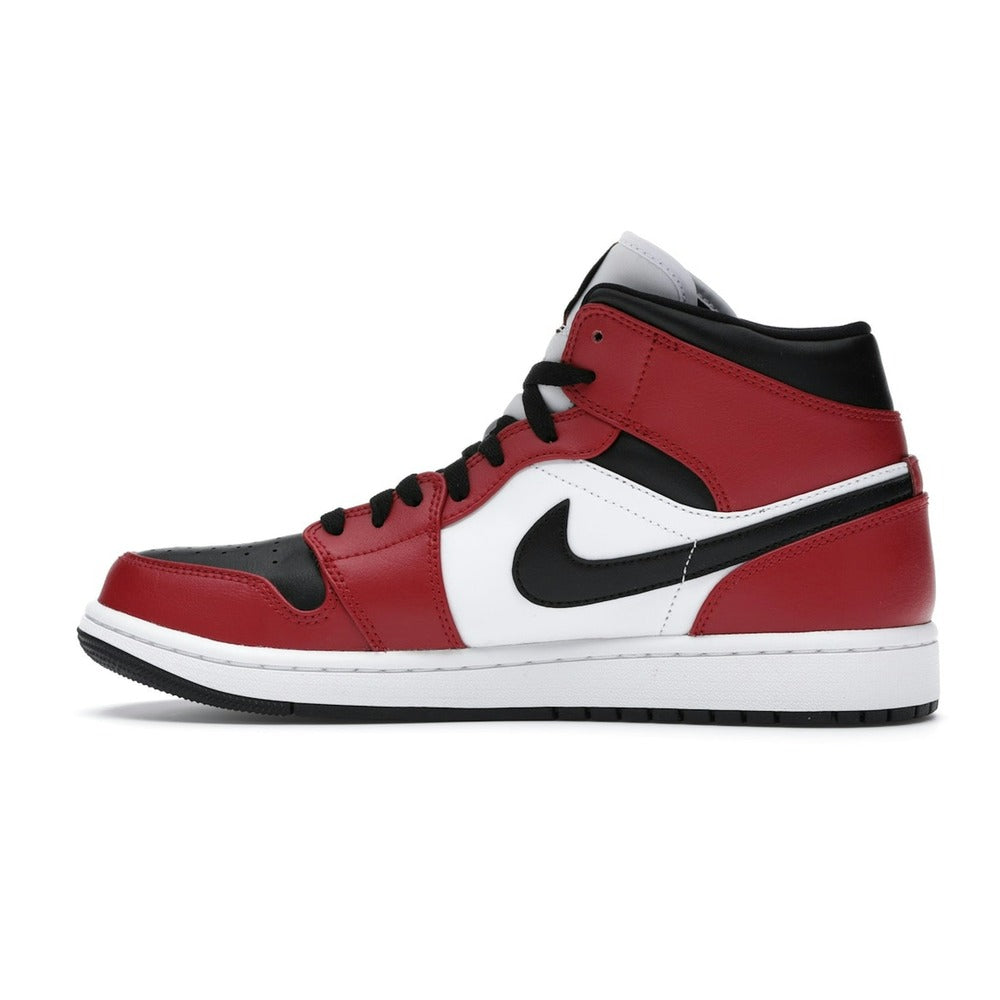 Air Jordan 1 Mid Chicago Black Toe 554724-069