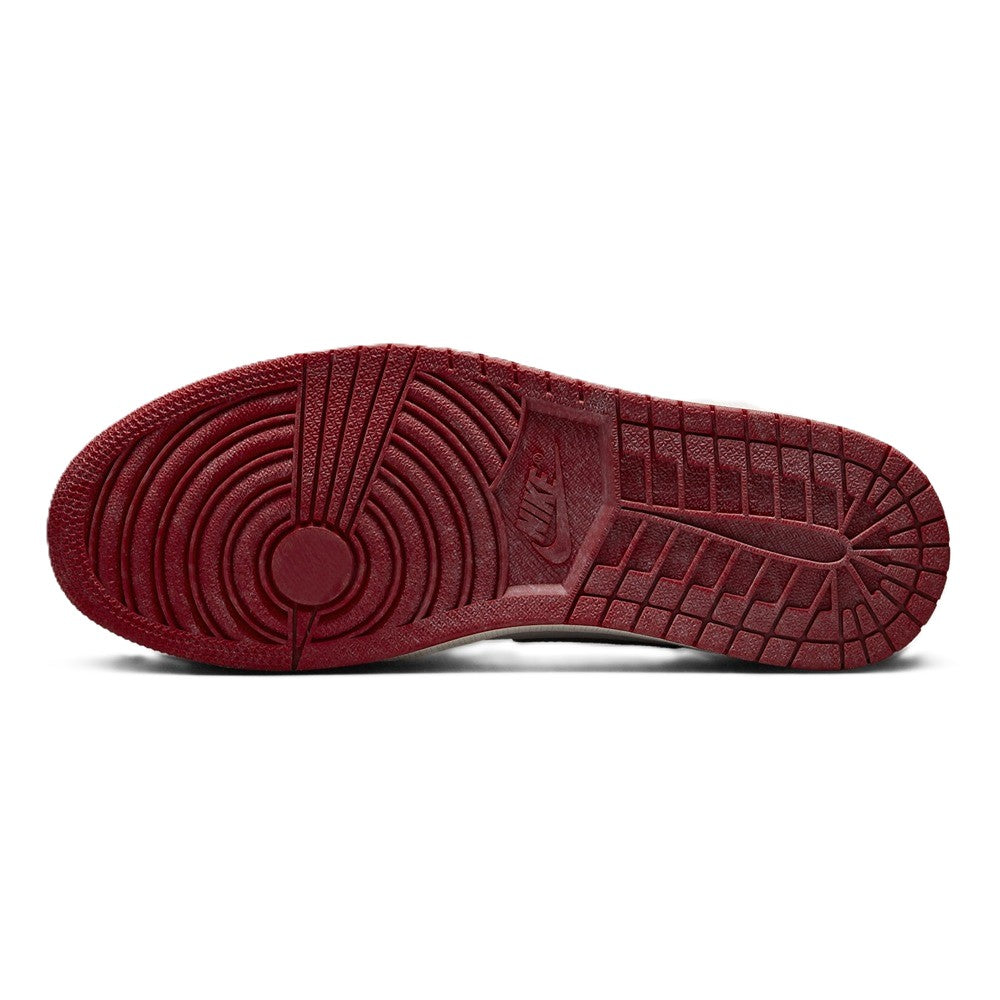 Air Jordan 1 Retro High OG Chicago Lost & Found DZ5485-612