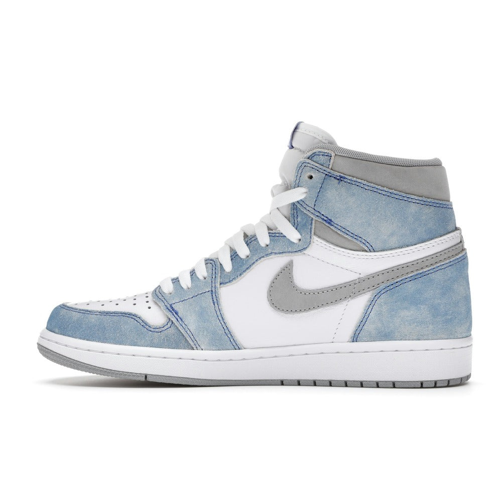 Air Jordan 1 Retro High OG Hyper Royal 555088-402