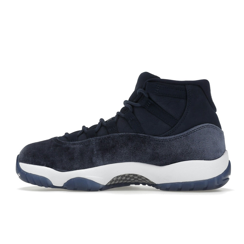 Air Jordan 11 Retro Midnight Navy Velvet (Women Exclusive) AR0715-441