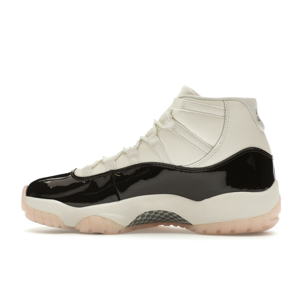 Air Jordan 11 Retro Neapolitan (Women Exclusive) AR0715-101