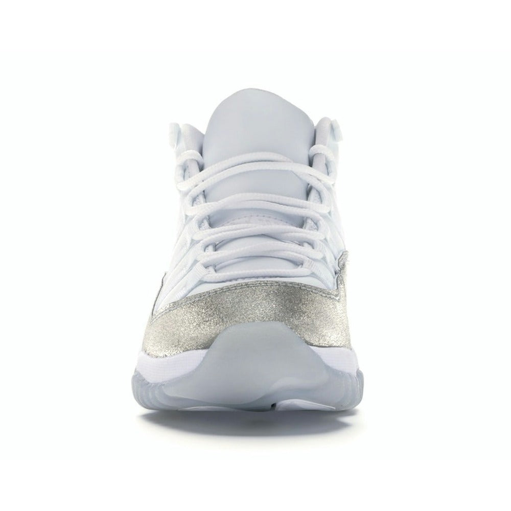 Air Jordan 11 Retro Vast Grey (Women Exclusive) AR0715-100