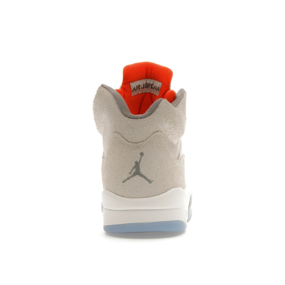 Air Jordan 5 Retro SE Craft Light Orewood Brown FD9222-180