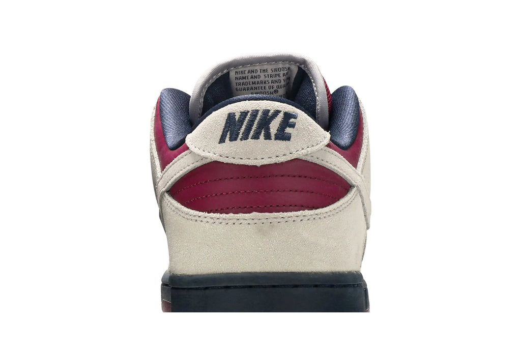 Dunk Low SB 'True Berry' BQ6817-001
