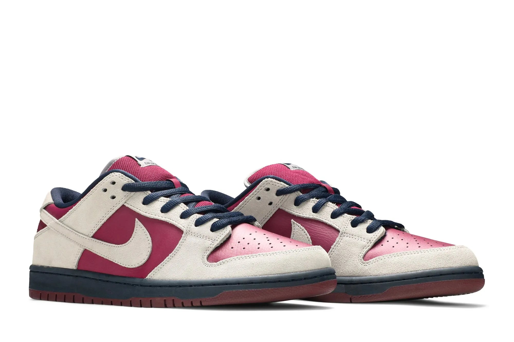 Dunk Low SB 'True Berry' BQ6817-001