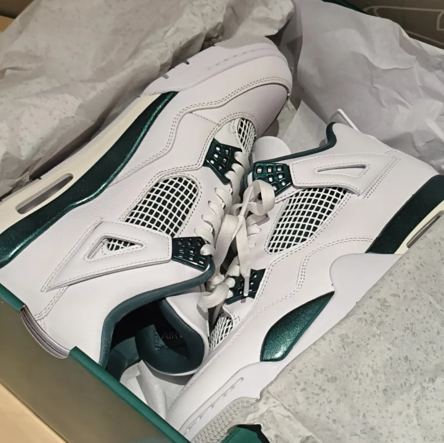 Air Jordan 4 Retro 'Oxidized Green' FQ8138-103