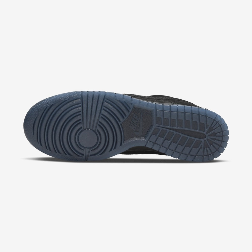 Nike Dunk Low Dunk vs AF1 collab Undefeated DO9329-001