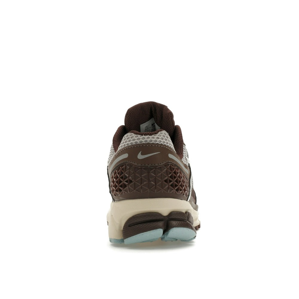 Nike Zoom Vomero 5 Earth Fossil (Women Exclusive) FD9920-022