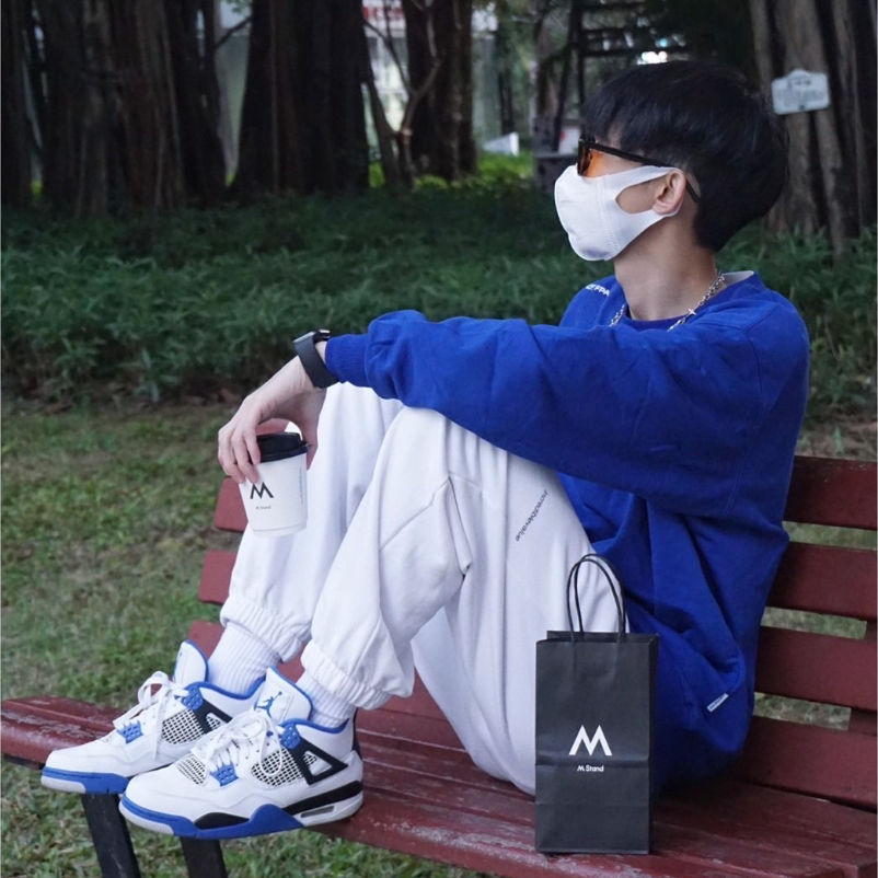 Air Jordan 4 Retro 'Motorsports' In White And Blue 308497-117
