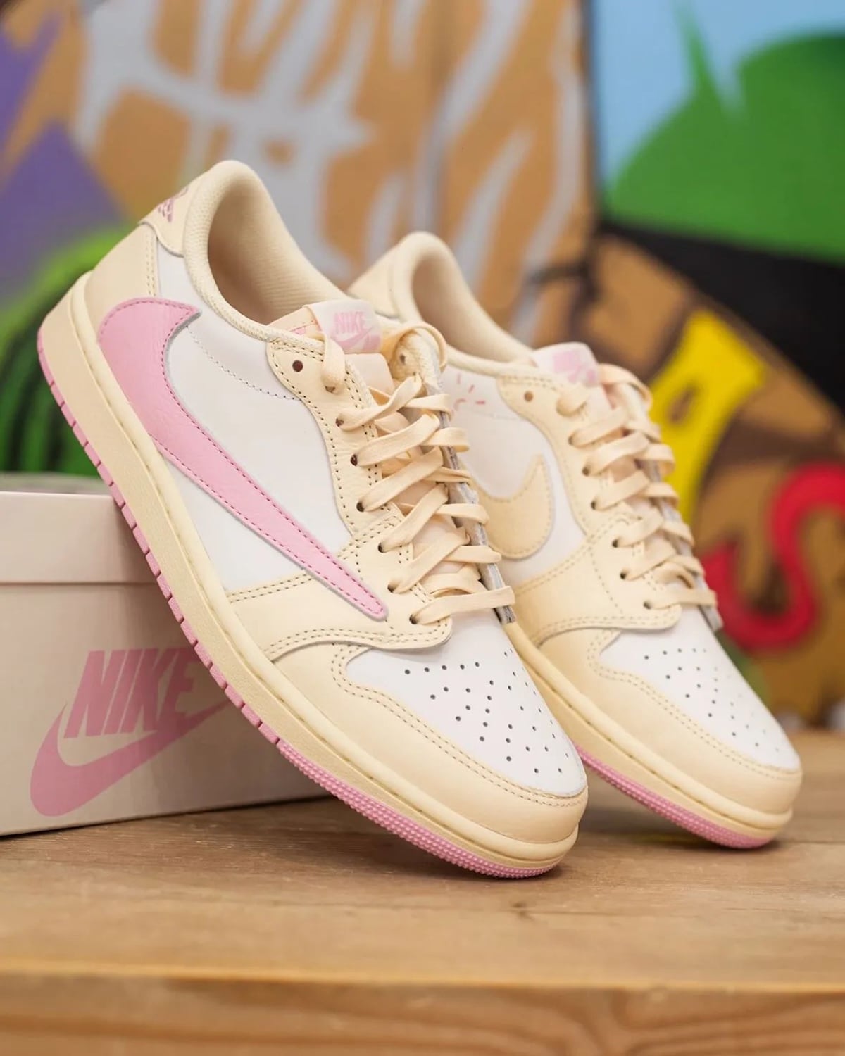 Jordan 1 Retro Low OG SP Travis Scott Shy Pink (PS) IQ7605-100